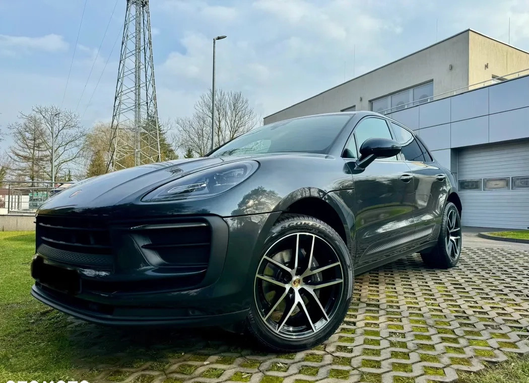 Porsche Macan cena 320000 przebieg: 16000, rok produkcji 2023 z Warszawa małe 254